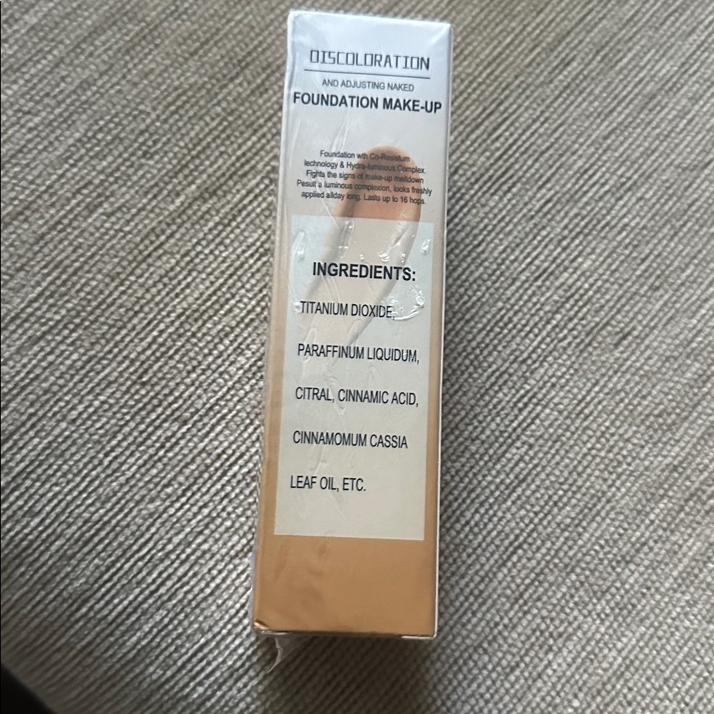 Foundation Makeup - Picture 3 of 4